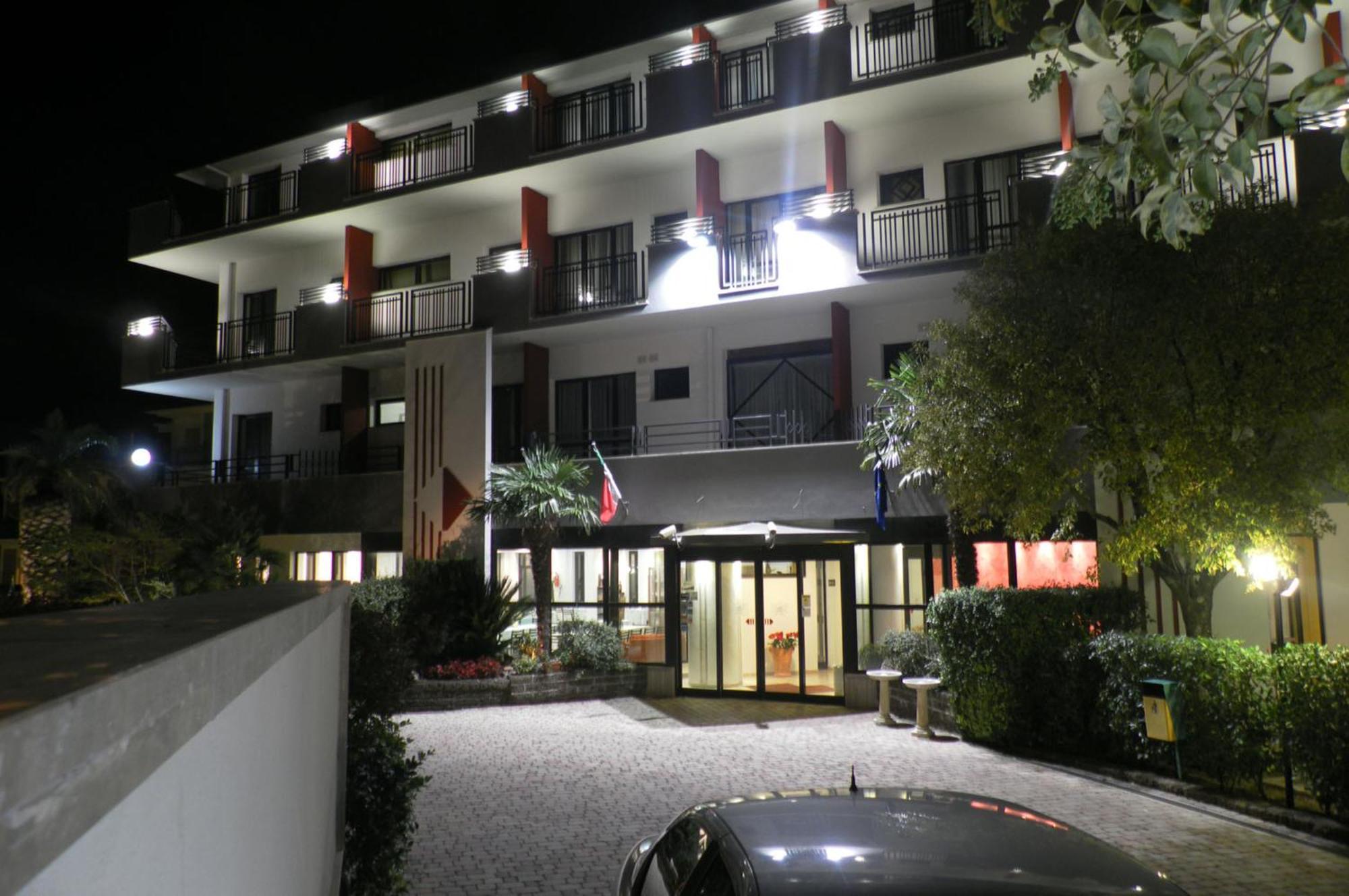 Hotel Sant'Elia SantʼElia Fiumerapido Eksteriør bilde